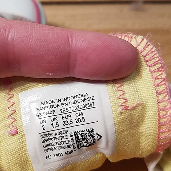 Converse - Picture 6 of 8